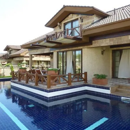 вилла в кемере, 400 кв.м. Villa